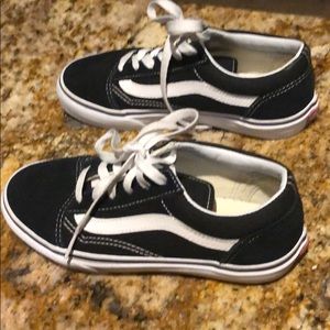Brand new vans tennis shoes